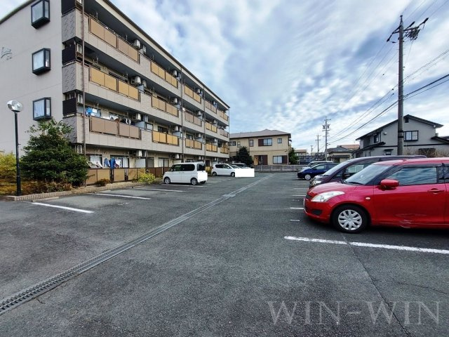 Limpia大山の駐車場