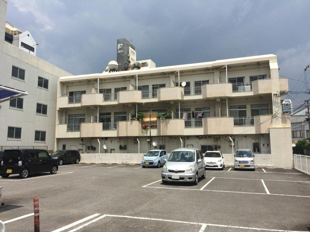 藤商川端ビルの外観