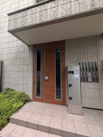 公孫樹邸のエントランス