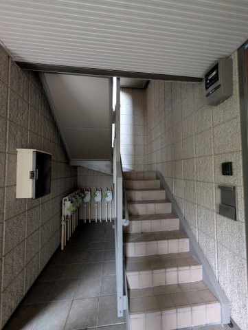 公孫樹邸のロビー