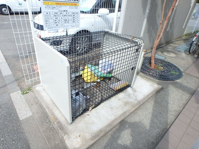 【その他共用部分】 | Ａｔ　Ｅａｓｅ | 敷地内ゴミ置き場。