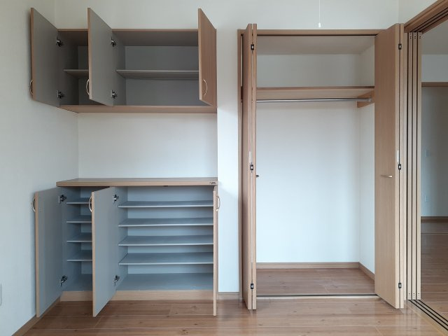 エスポワールⅡの収納|たっぷりとした収納スペースです