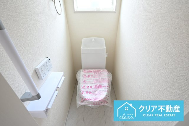 【トイレ】 | 伊勢崎市東小保方町第2　リーブルガーデン | 2階にもトイレがあるので忙しい朝も分けて使えます！