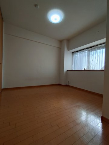 アーバンビュー錦町アベニューの洋室