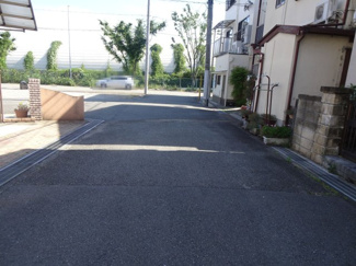 【前面道路含む現地写真】 | 川西市加茂4丁目4の15　建築条件無土地