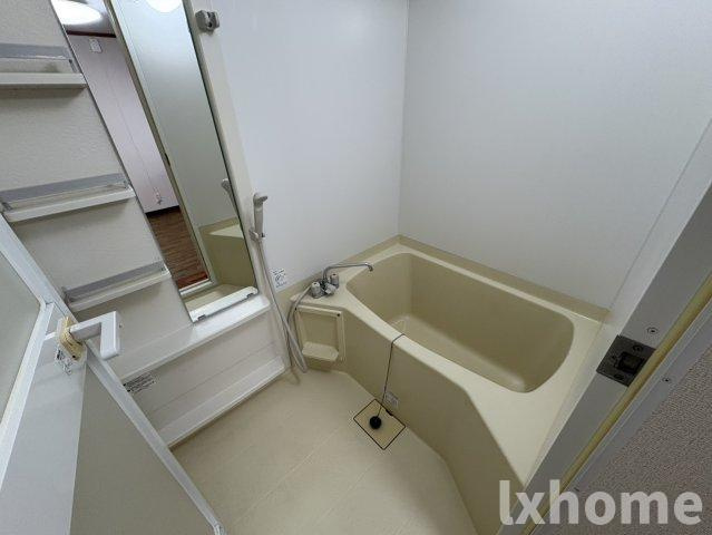 西駅前吉田マンションの浴室|お風呂です