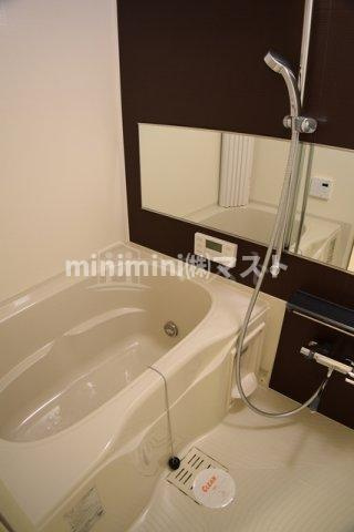 プレサンス難波セレクトの浴室