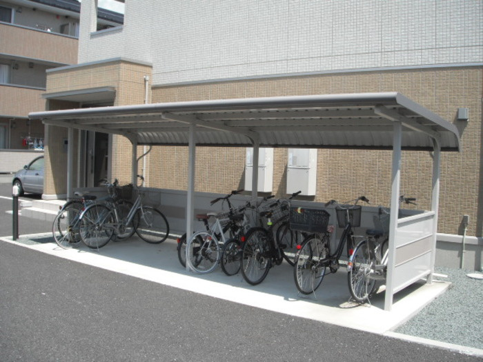 スリー・スター Ⅴ号館 Ｂのその他共用部分|駐輪場