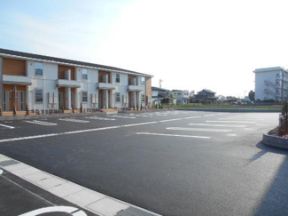 【駐車場】