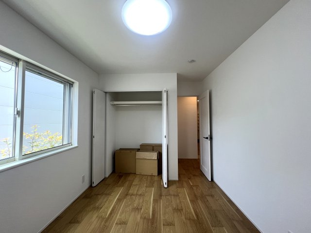 辻堂東海岸だけど、まるで西海岸のような佇まい♪中までKAWAIIスタイル◎な『藤沢市辻堂東海岸１丁目』新築戸建の洋室