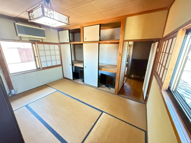 泉佐野市葵町2丁目　中古戸建の和室
