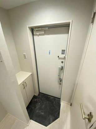 ハピネス真砂の玄関