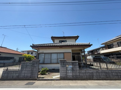 【外観】 | 太田市新田早川町　一種低層住居地域に位置　5DK