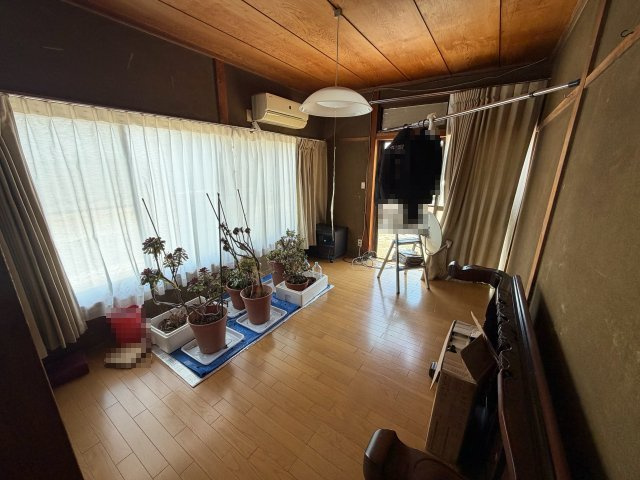 【洋室】 | 太田市新田早川町　一種低層住居地域に位置　5DK