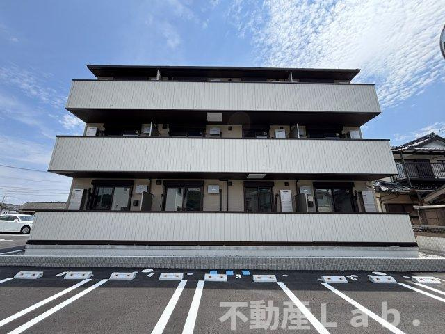 ベルイール　B棟
