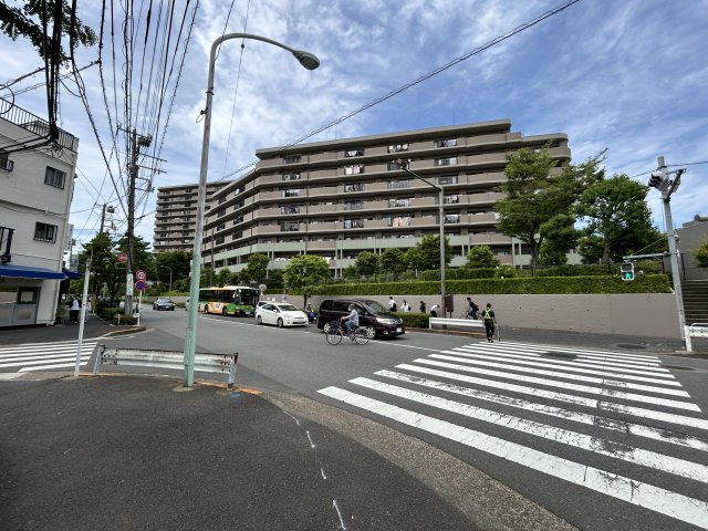 コスモ王子ガーデンズグランプラザB棟のその他
