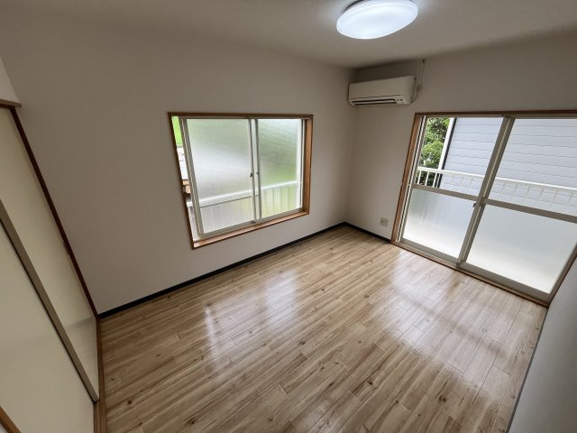 スミレハイツBの寝室|寝室にいかがでしょうか