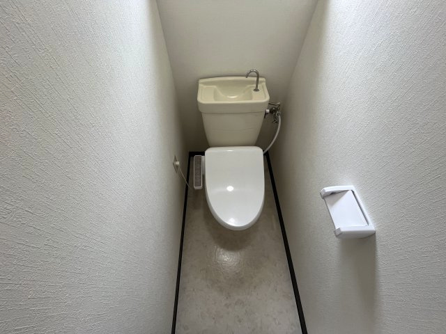 スミレハイツBのトイレ|清潔感のあるトイレです