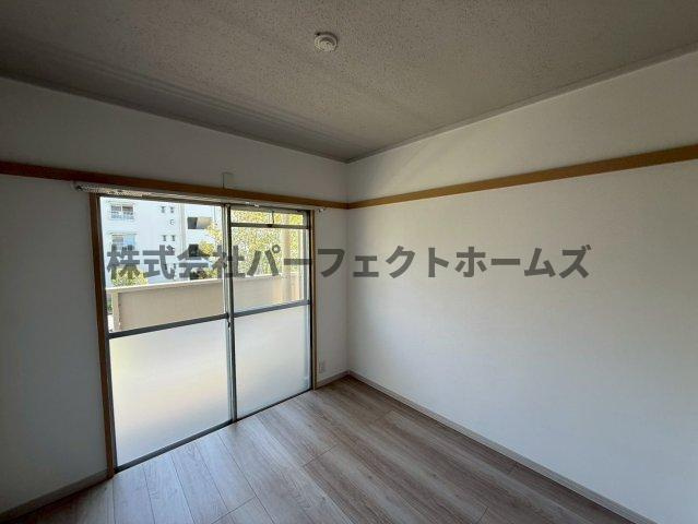 山田池住宅11号棟の洋室|個人の部屋や寝室として使える洋室です