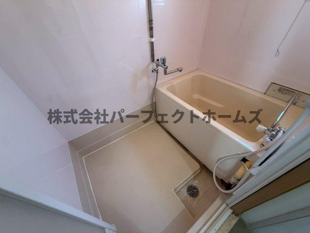 山田池住宅11号棟の浴室|日々の暮らしに欠かせないお風呂です