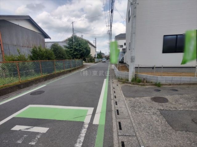 【前面道路含む現地写真】の画像