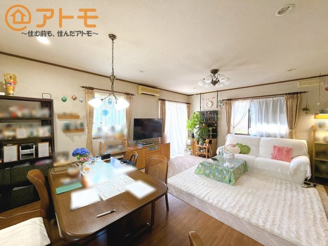 【居間・リビング】 | 駿河区池田　中古戸建