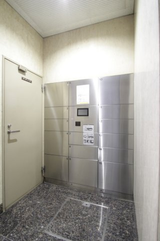二子相原ビルの設備|便利な宅配BOX付