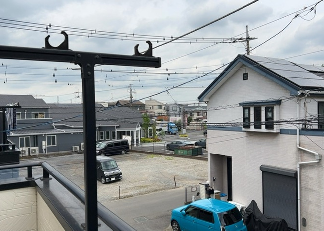 【展望】 | 眺望を気にして物件を探す場合、前面に建物が建っていないか現地で確認しましょう！前面に建物があると景色はもちろん、日当たりや風通しにも影響が出てきます。住んだ時のことを想像しながら現地見学をしましょう。