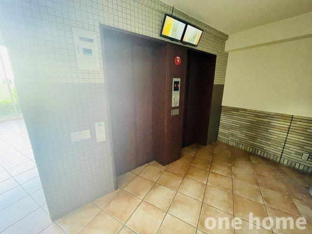 ネバーランド北大阪のその他共用部分|◆エレベーター2基完備！待ち時間のストレス軽減！点検中で困る心配がありません！
◆防犯カメラが設置され、セキュリティー面に配慮されています！