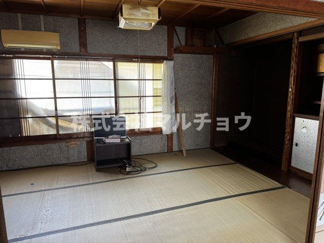 東山戸建ての和室|趣のある和室です