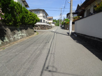 【前面道路含む現地写真】 | 川西市湯山台1丁目32の1　建築条件無土地