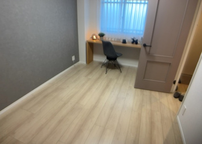【子供部屋】 | ライオンズマンション小田急相模原第６ | 子供が何人でも年齢によっては、受験時にしっかり壁のある個室があった方が良い場合もあります。難しい問題ですが、兄弟の人数や、性別や年齢差によって状況が異なりますので、数年後のこともしっかり考えましょう。
