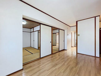 【居間・リビング】 | 城の前マンション