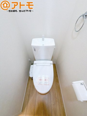 【トイレ】 | 焼津市三ケ名3期　新築戸建　全1棟 | 毎日使うトイレだからこそ機能性を重視したいですよね！温水洗浄便座で快適な時間をお過ごしください♪