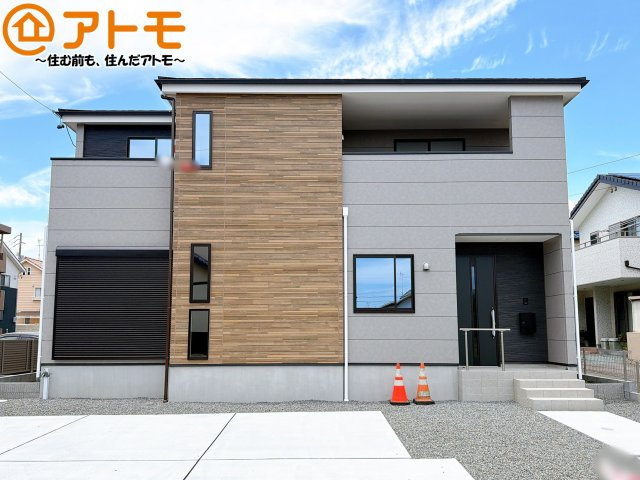 【外観】 | 焼津市三ケ名3期　新築戸建　全1棟 | どっしりとした外観は安心感のあるマイホームを実感できますね♪