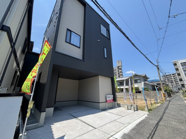 東区牛田南1丁目の前面道路含む現地写真
