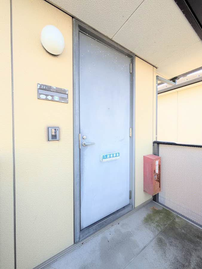 シャーメゾン田村の玄関