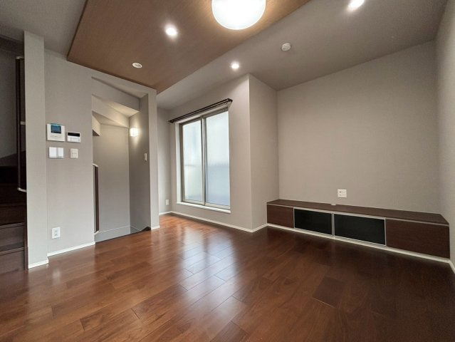 墨田区東向島中古戸建の居間・リビング