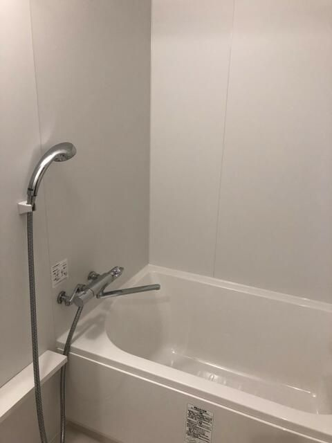 ＡＲＴ　ＡＰＡＲＴＭＥＮＴ　ＩＮ　ＴＯＫＹＯ　ＮＯＲＴＨの浴室