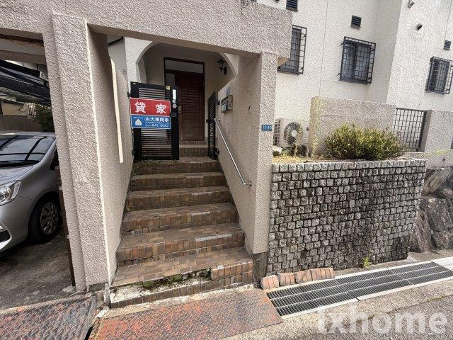 山手台6丁目一戸建てのエントランス