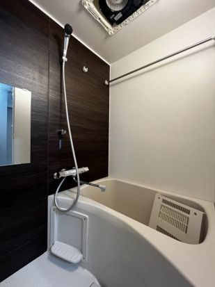 アピチェ南千住B棟の浴室