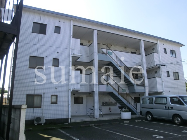 フローラルビューの外観|建物玄関側です。