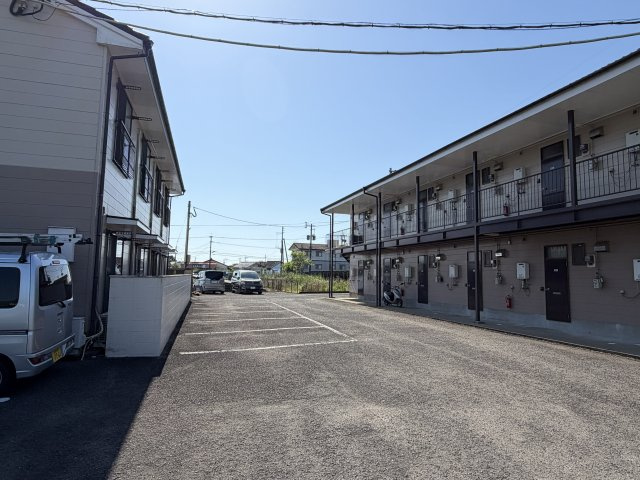 宮崎県西都市鹿野田　二棟一括の間取り