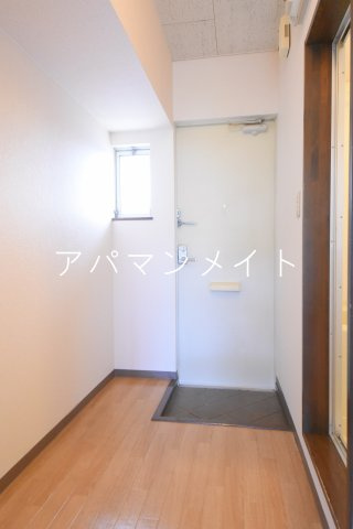 【玄関】 | ハイツ寿 | シンプルで使いやすい玄関です