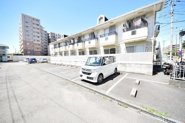 【駐車場】 | ハイツ寿 | 駐車場があります