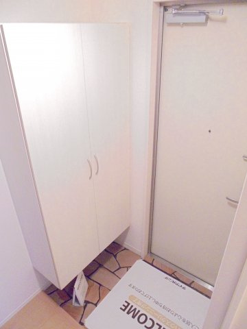 エクセル梨香の玄関
