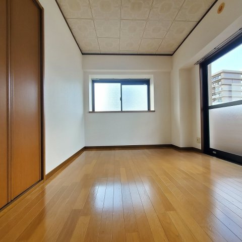 エクセレントビューⅡの洋室