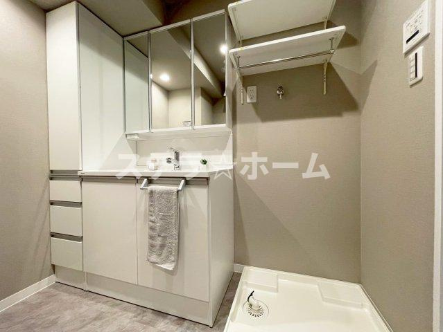 藤和千里ハイタウンの独立洗面台|朝の身支度には欠かせない独立洗面化粧台