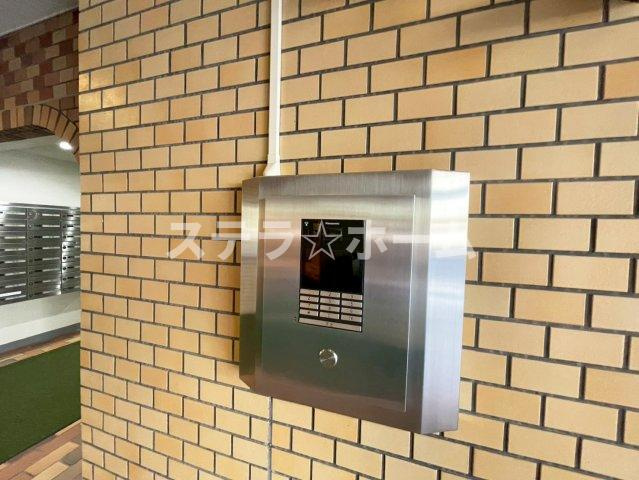 藤和千里ハイタウンの防犯設備|オートロック付きです