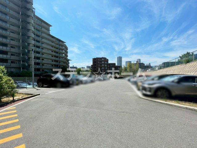 藤和千里ハイタウンの駐車場|駐車場です